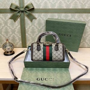 Gucci Web Boston Bag in GG Supreme